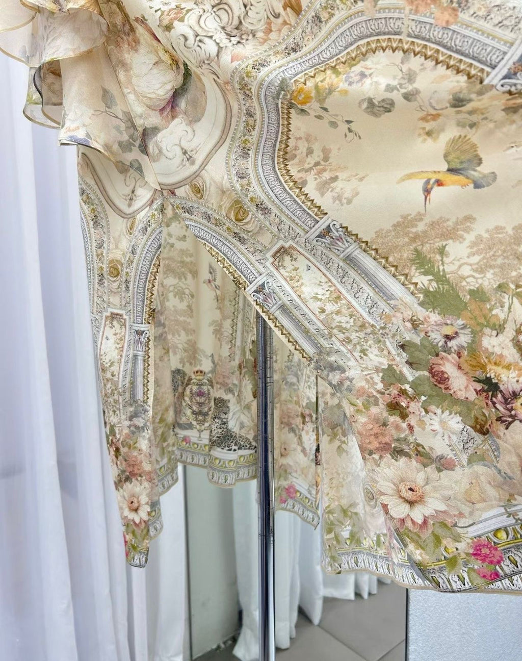Palais Sauvage Silk Kaftan