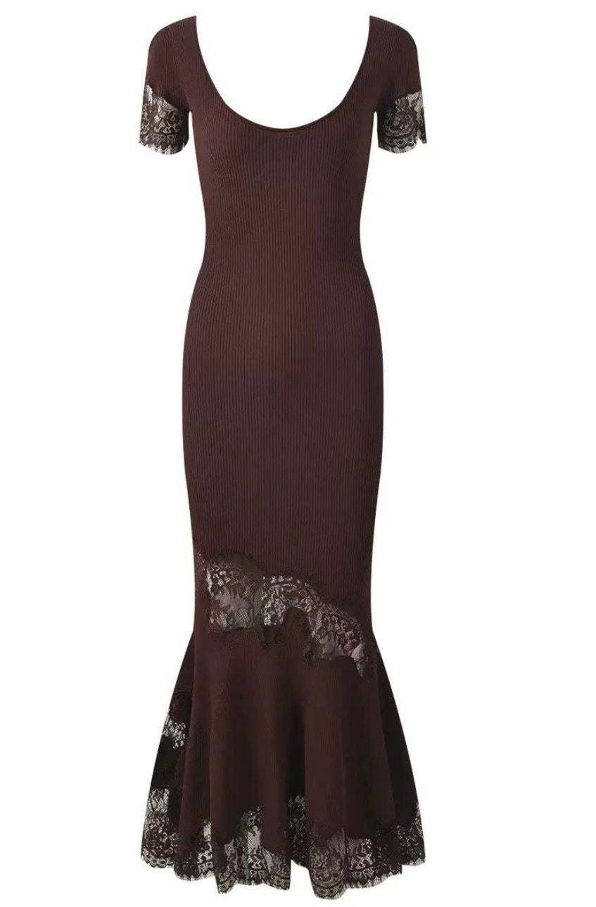 Élégance Lace Dress