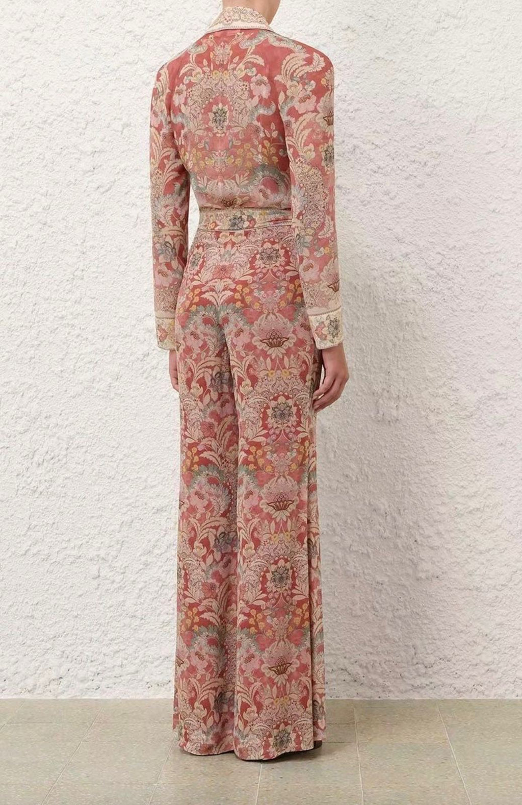 The Rosé Palais Silk Ensemble