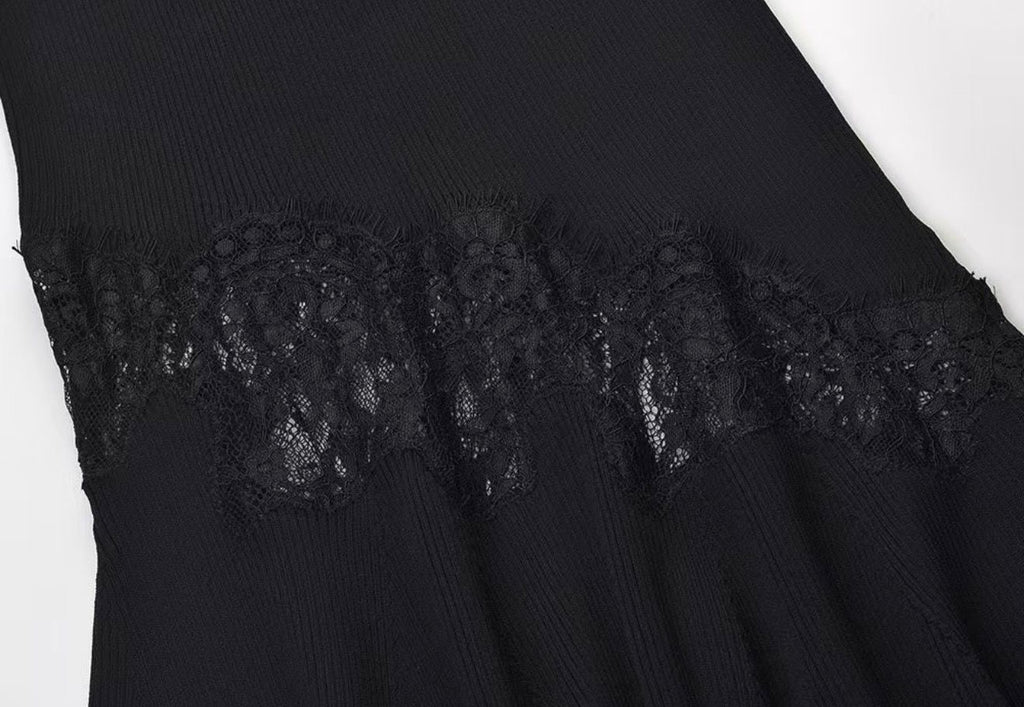 Élégance Lace Dress